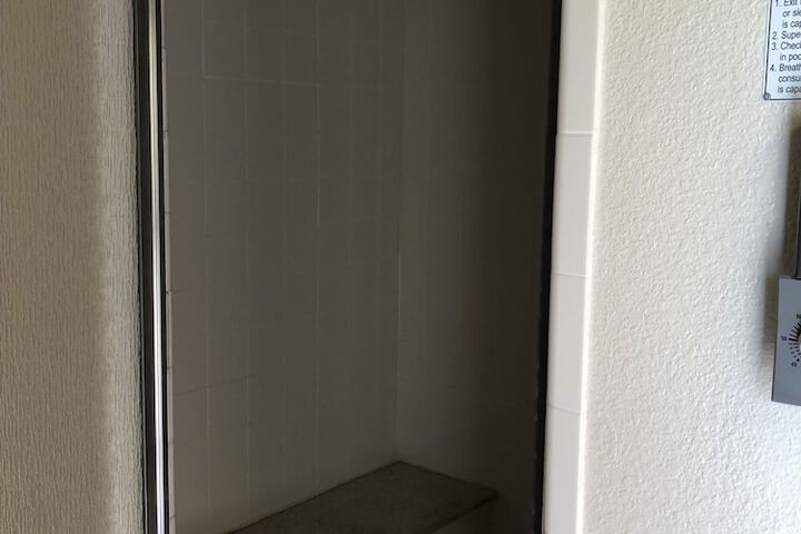 Room 29 of 47