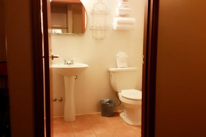 Room 26 of 29