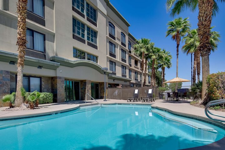 Pool 4 of 37