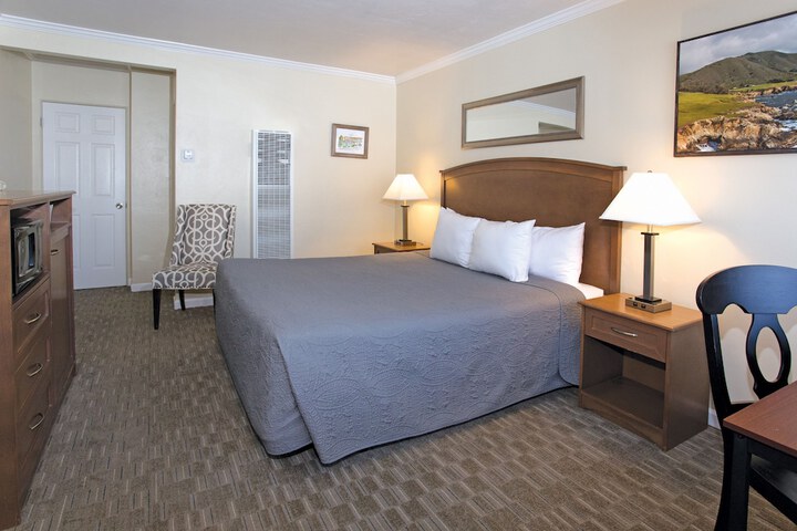 Room 17 of 29