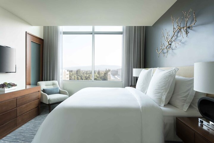Room 15 of 47