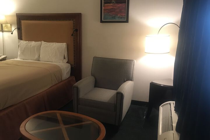 Travelers Inn & Suites