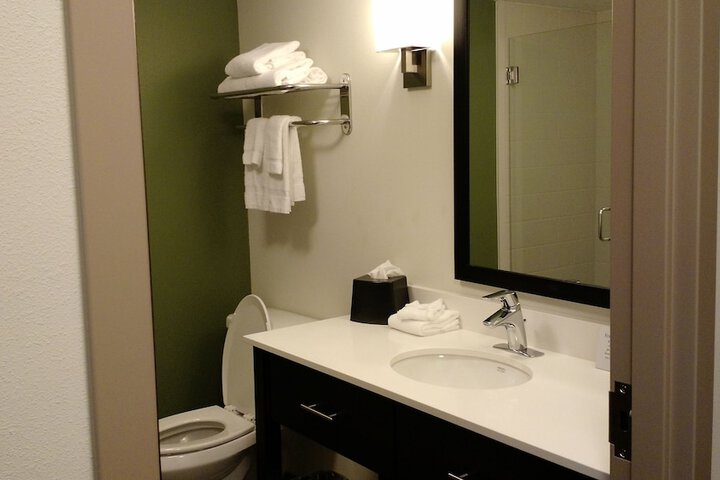 Room 12 of 35