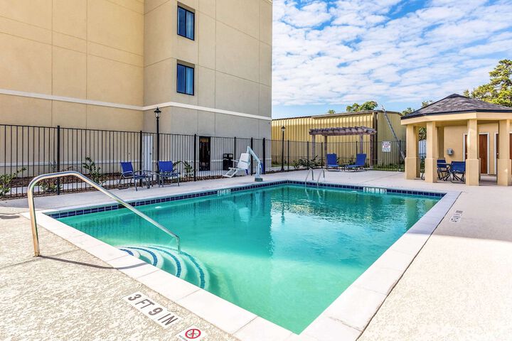 Pool 5 of 39