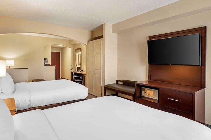 Comfort Suites State College near Penn State