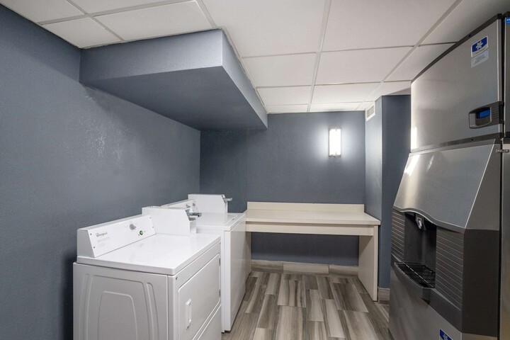 Room 20 of 40