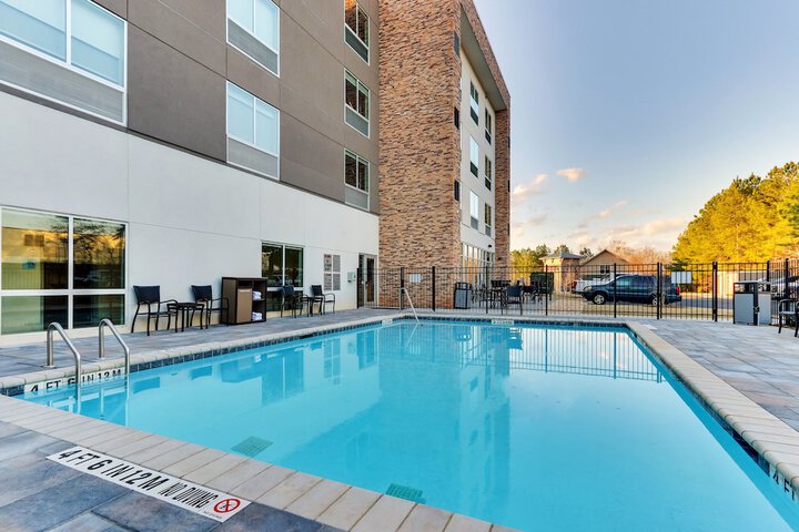 Pool 13 of 79