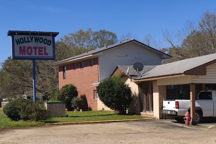 Hollywood Motel
