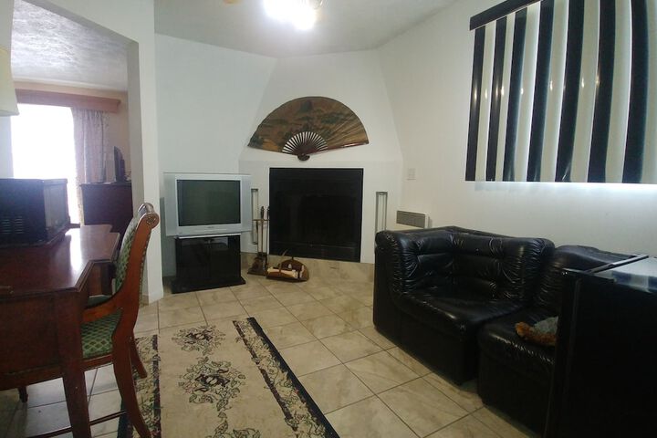 Room 3 of 38