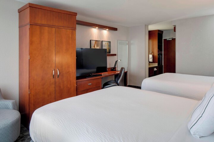 Room 29 of 54
