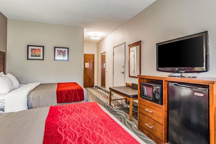 Room 25 of 33