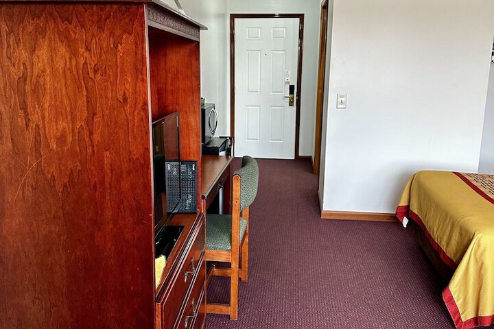Room 45 of 53