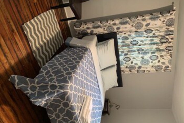 Pontiac Guest House