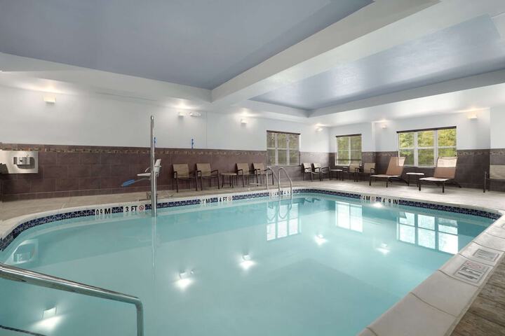 Pool 5 of 24