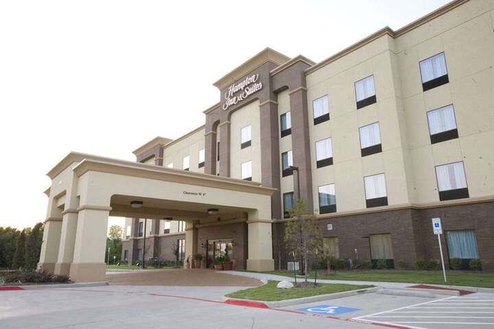 Hotel 2 of 57