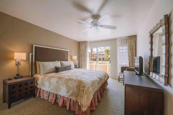 Plantation Hale Suites