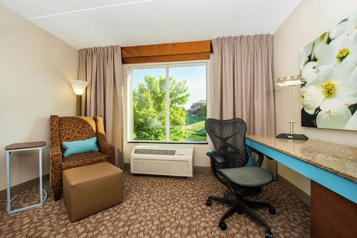 Room 10 of 30