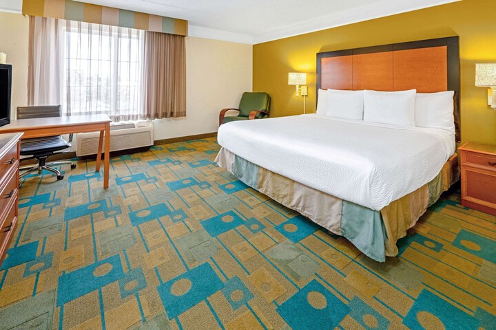 Room 14 of 29