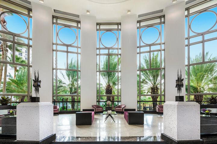 Loews Miami Beach Hotel – South Beach