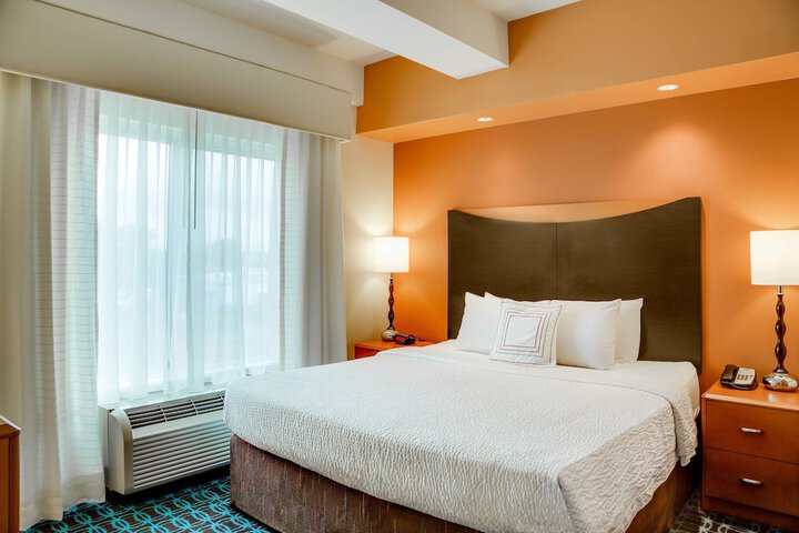 Room 15 of 21