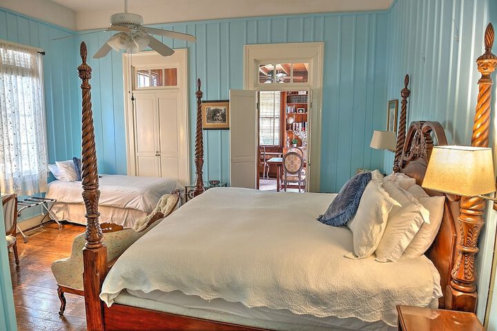 Room 20 of 38
