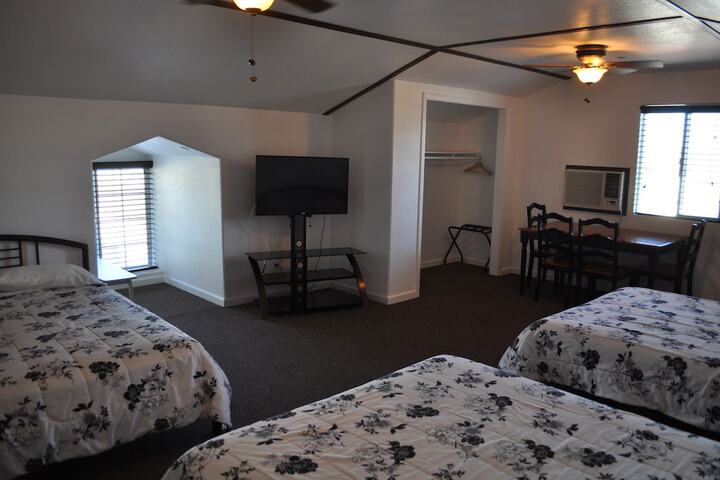 Room 38 of 124