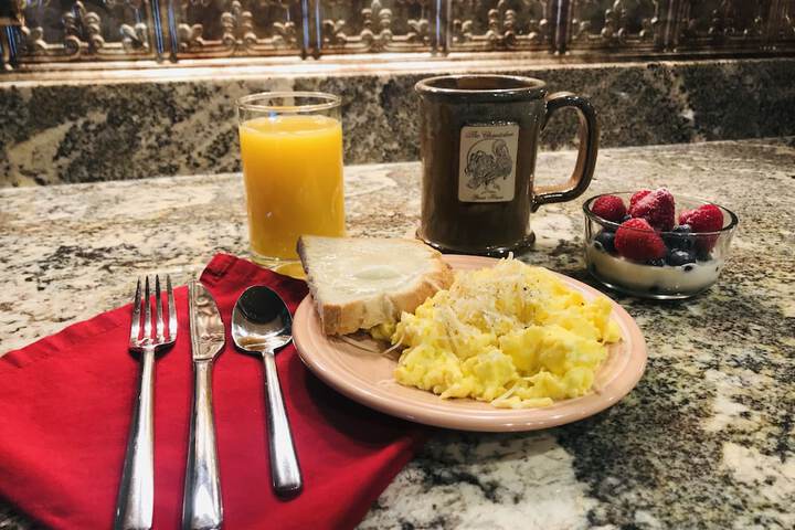 Breakfast/Coffee Service 48 of 52