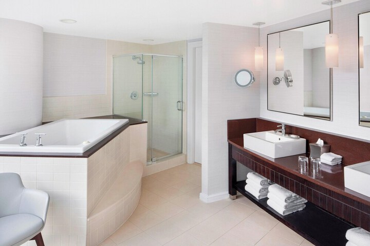 Le Meridien Arlington