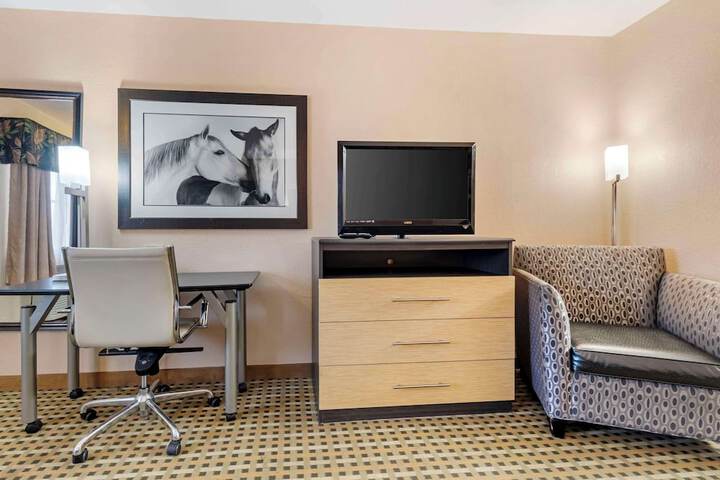 Room 18 of 44