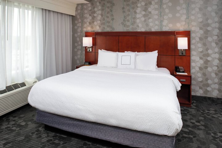 Courtyard by Marriott High Point