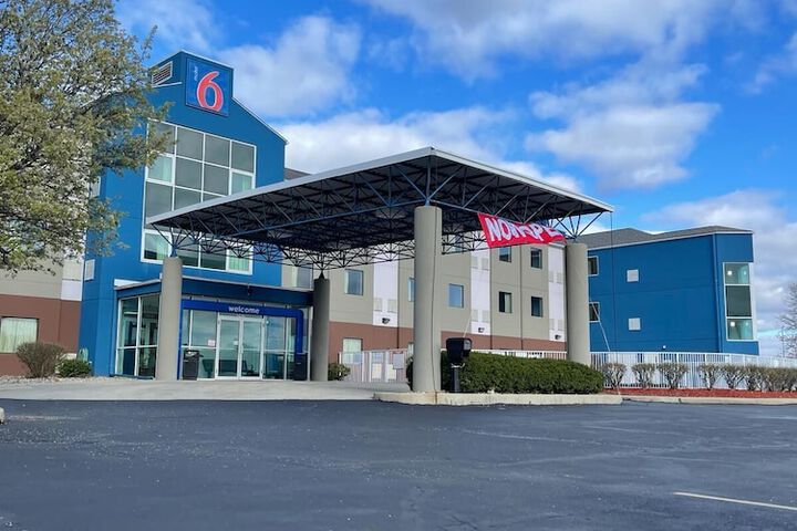Motel 6 Caseyville IL - Caseyville Il