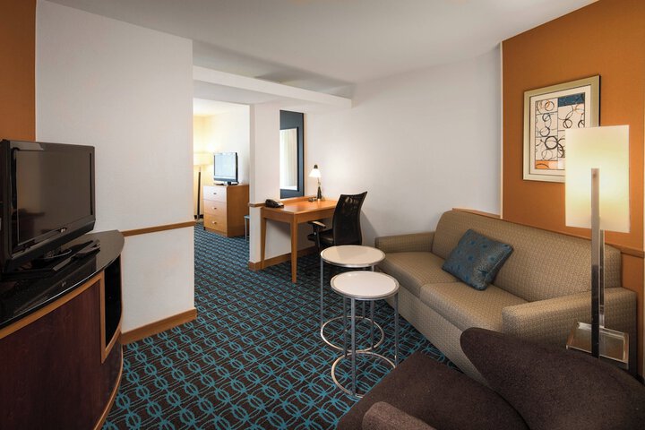 Room 16 of 27