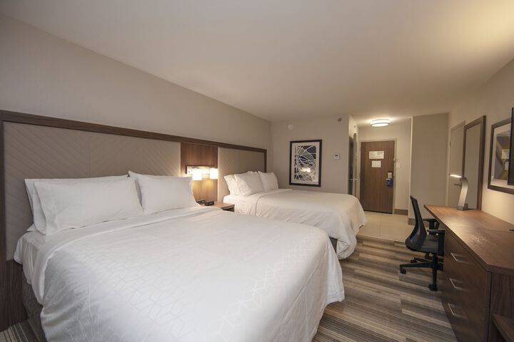 Room 33 of 57