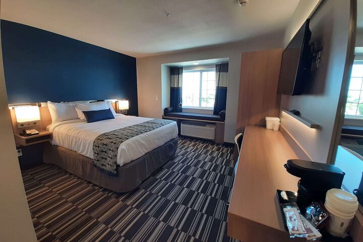 Room 6 of 21