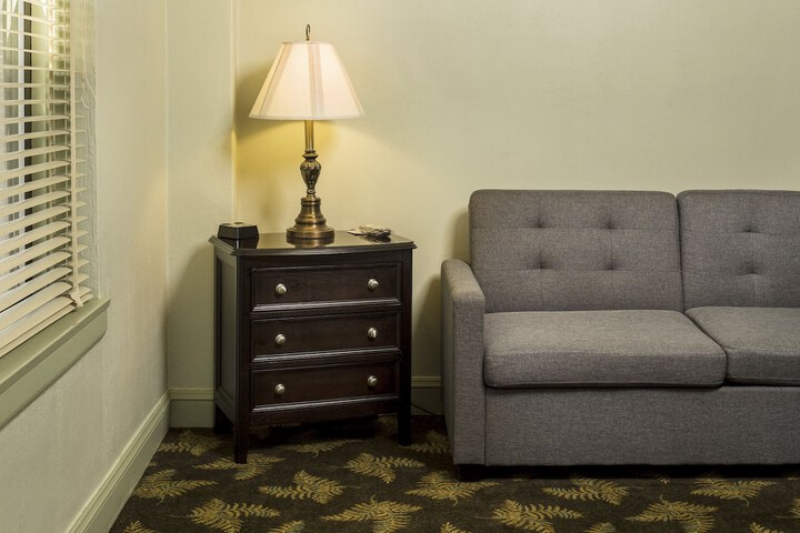 Room 22 of 46