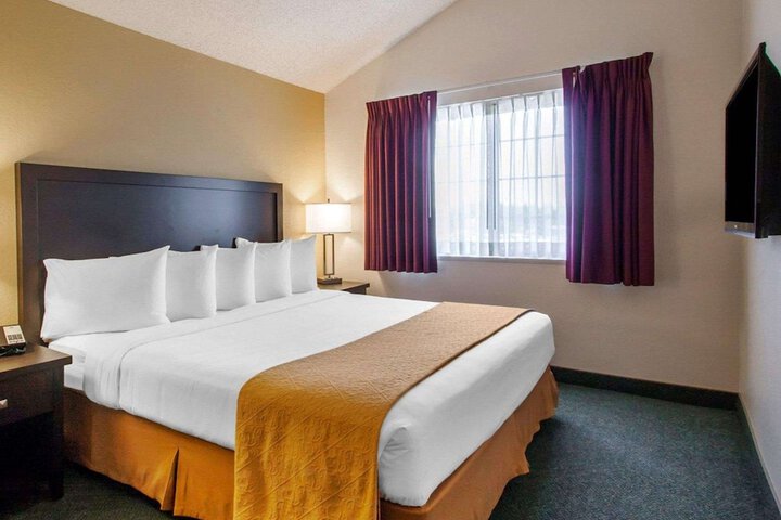Quality Inn & Suites Springfield - Eugene North