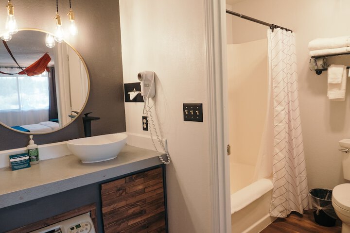 Room 40 of 76
