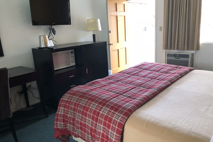 Room 35 of 41
