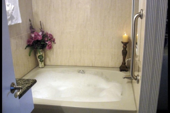 Room 16 of 27