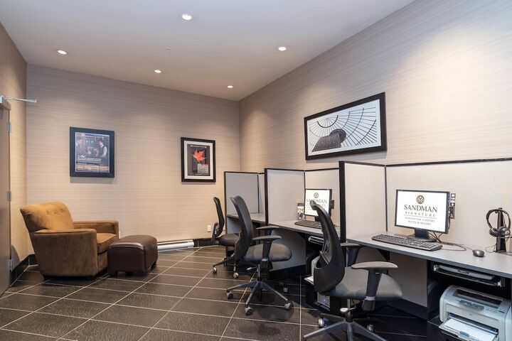 Business Center 46 of 46