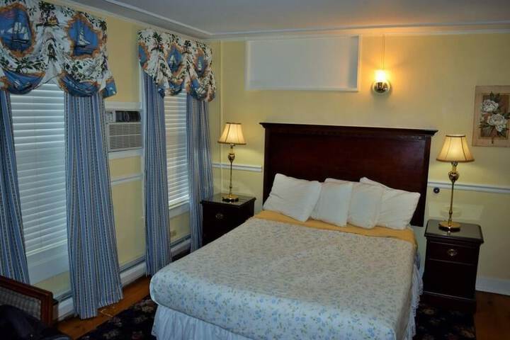 Hotel Interior 45 of 183