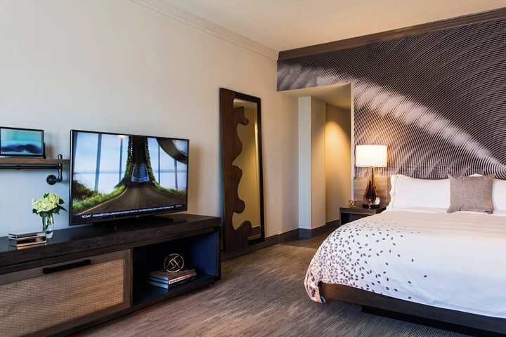 Renaissance Waterford Oklahoma City Hotel