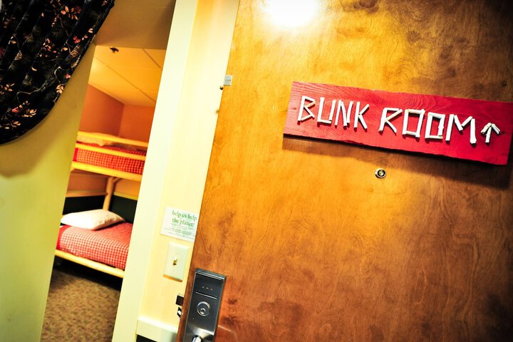 Room 105 of 260