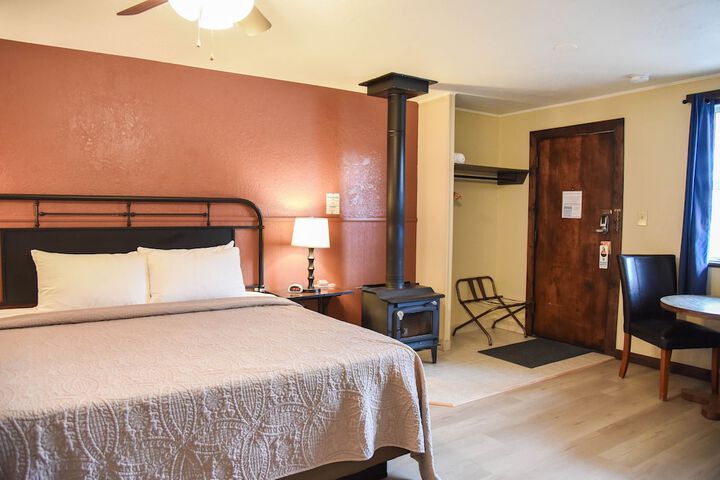 Room 31 of 157
