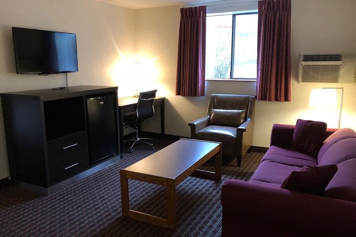 Room 14 of 32