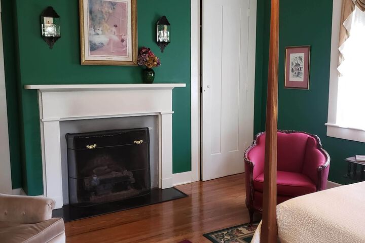 The Carriage Inn B & B