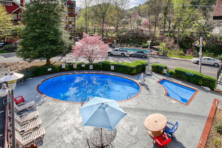 Pool 4 of 59