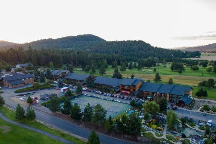 Stoneridge Resort