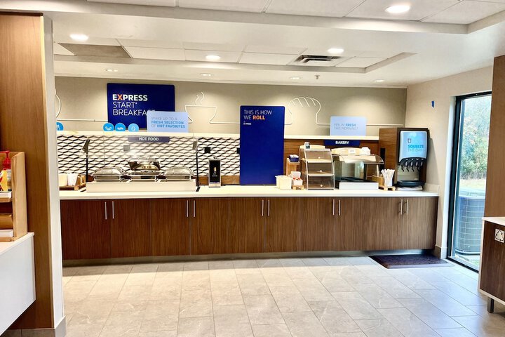 Holiday Inn Express Madison by IHG