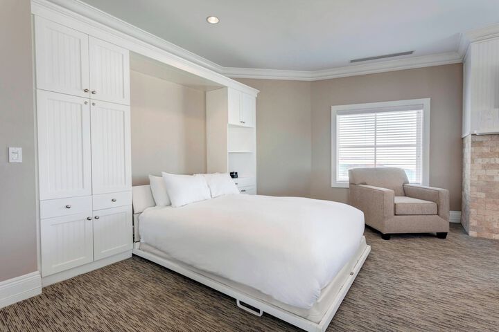 Room 125 of 211